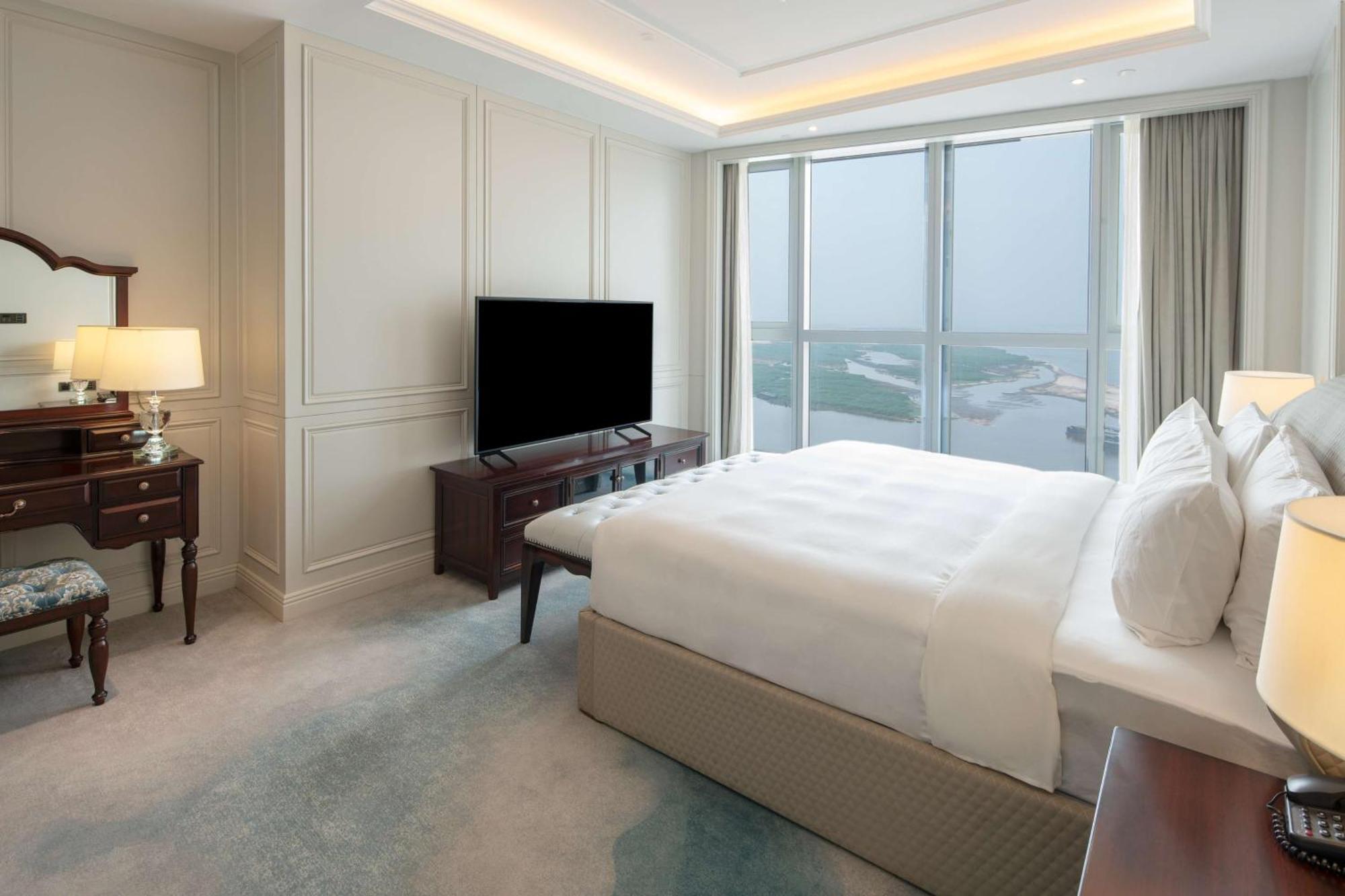 Hilton Brazzaville Les Tours Jumelles Hotel & Residences Exterior foto
