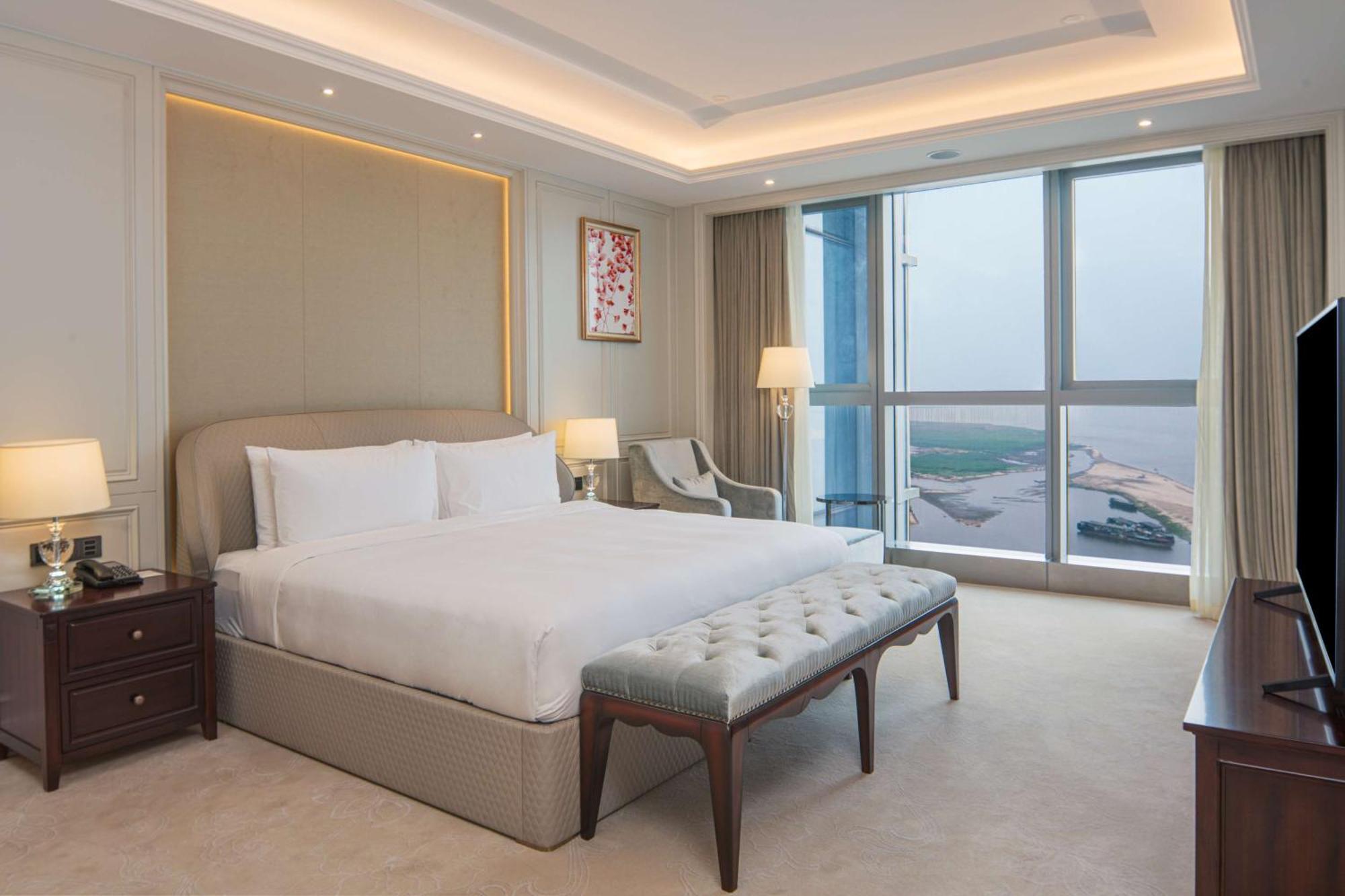 Hilton Brazzaville Les Tours Jumelles Hotel & Residences Exterior foto
