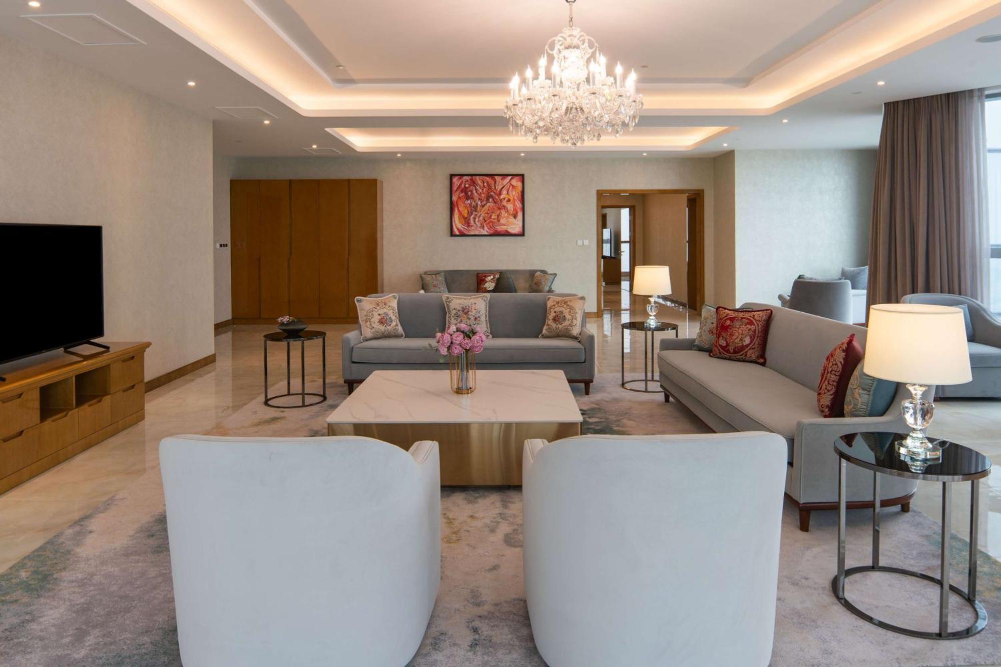 Hilton Brazzaville Les Tours Jumelles Hotel & Residences Exterior foto