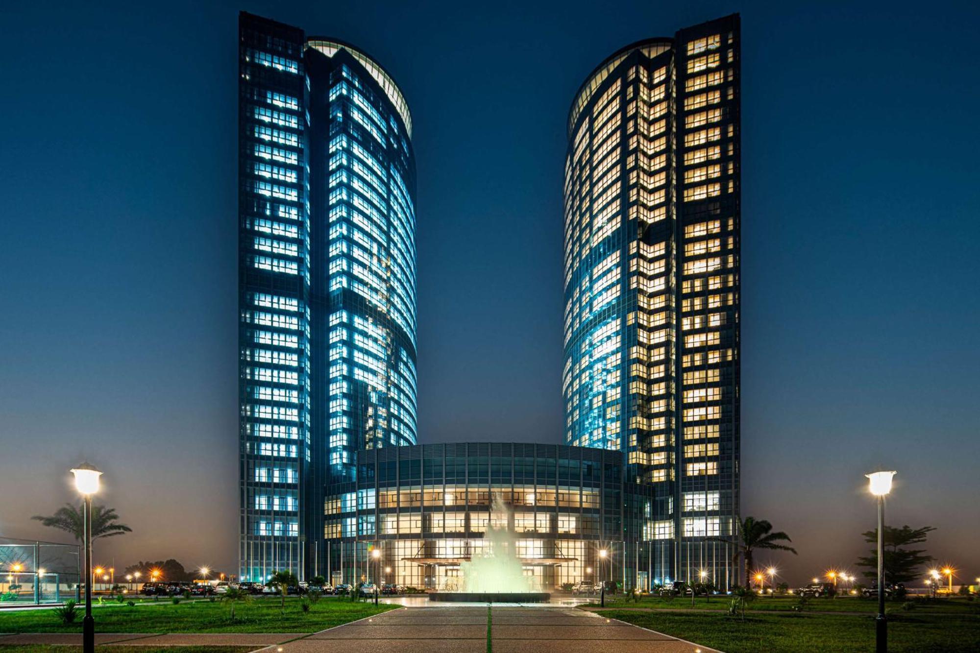 Hilton Brazzaville Les Tours Jumelles Hotel & Residences Exterior foto